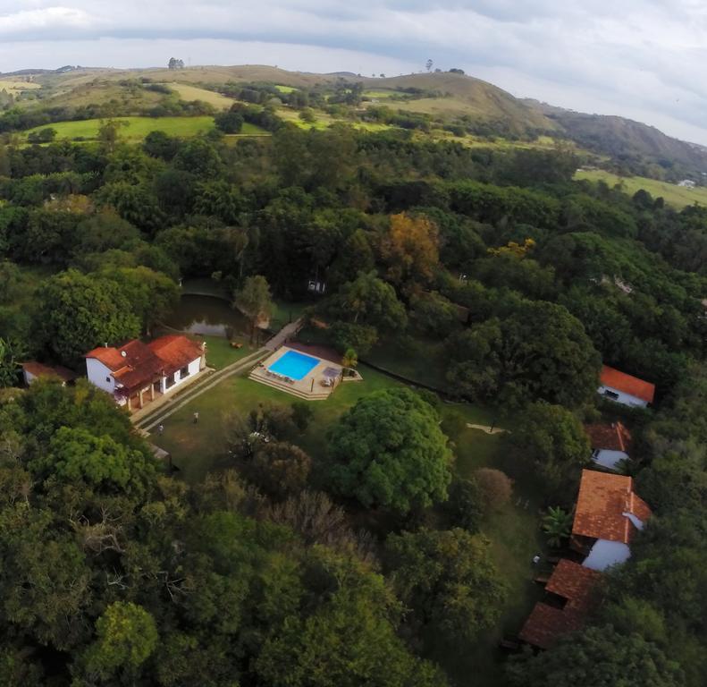 Pousada Da Neneza Santa Cruz de Minas Luaran gambar