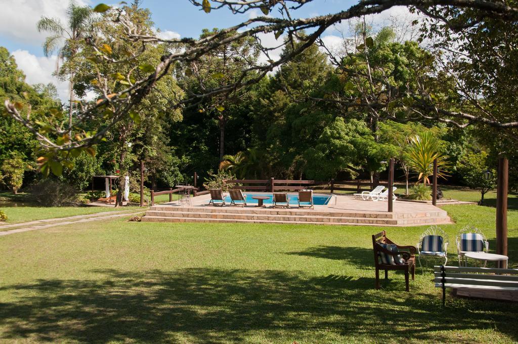 Pousada Da Neneza Santa Cruz de Minas Luaran gambar